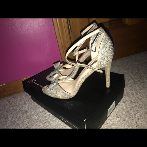 WORN ONCE - Picture 11 of 11